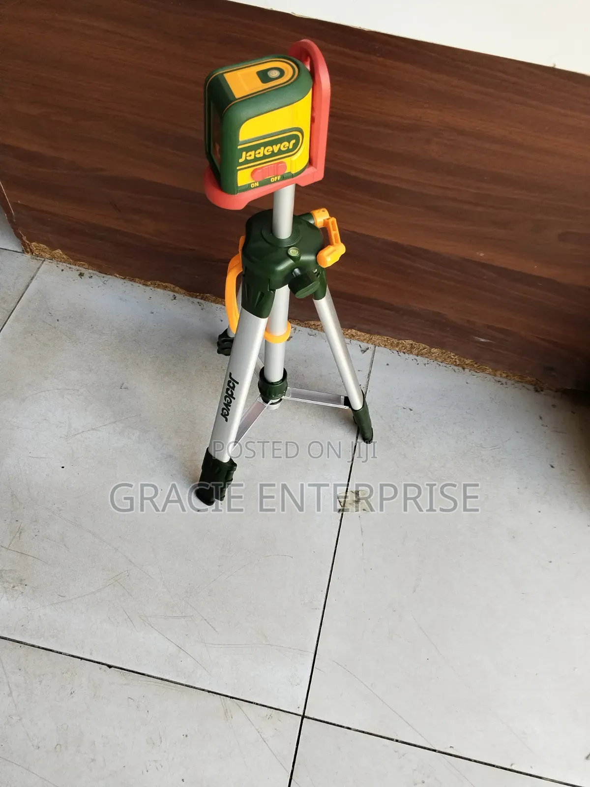 Jadever Laser Level Machine