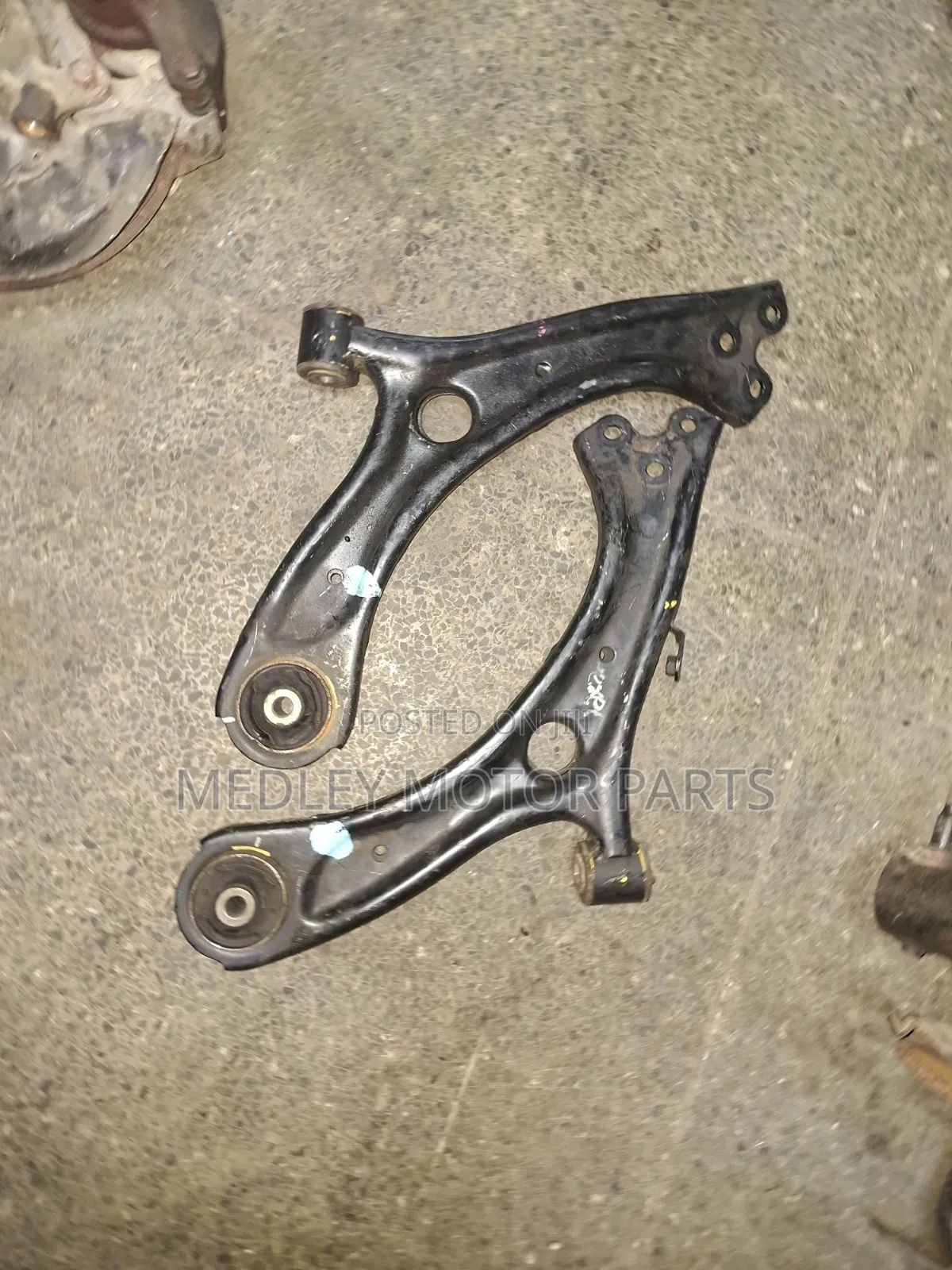 Honda Vezel Control Arm