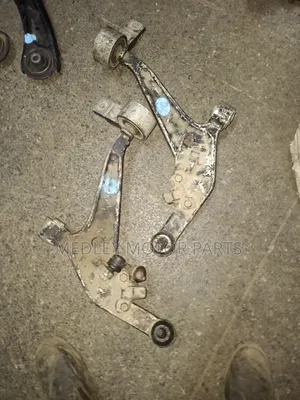 Nissan Xtrail NT30 Control Arms
