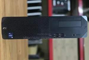 Desktop Computer HP Z2 16GB Intel Core i9 SSD 512GB