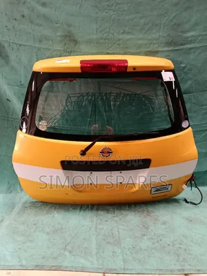 Tail Gate/Rear Nissan Ad Y12 2015