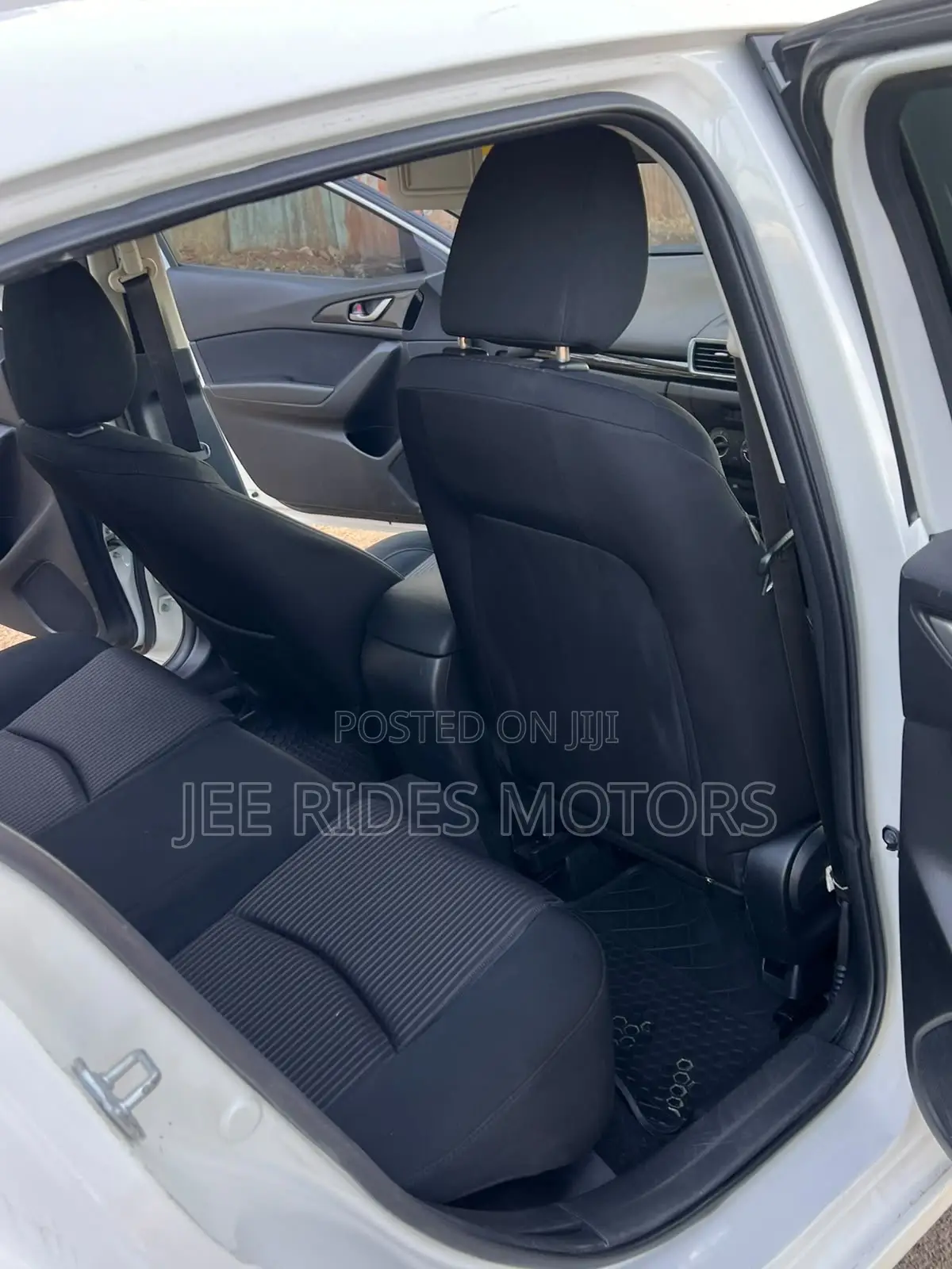 Mazda Axela 2015 White