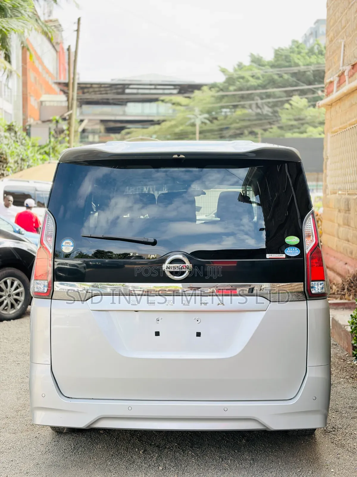 Nissan Serena 2019 Silver