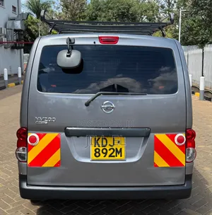 Nissan Caravan 2015 Gray