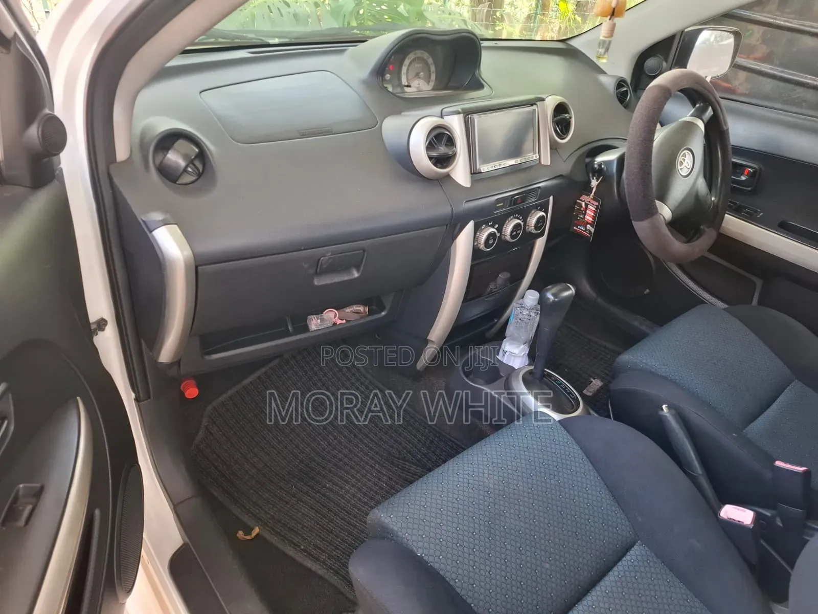 Toyota IST 2006 White