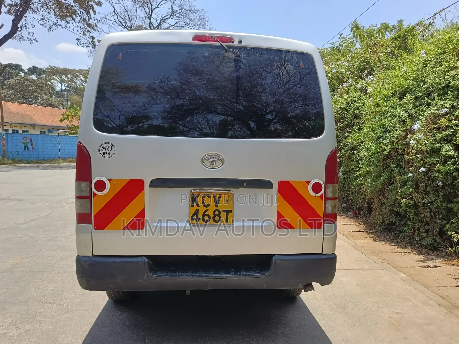 Toyota HiAce 2012 Silver