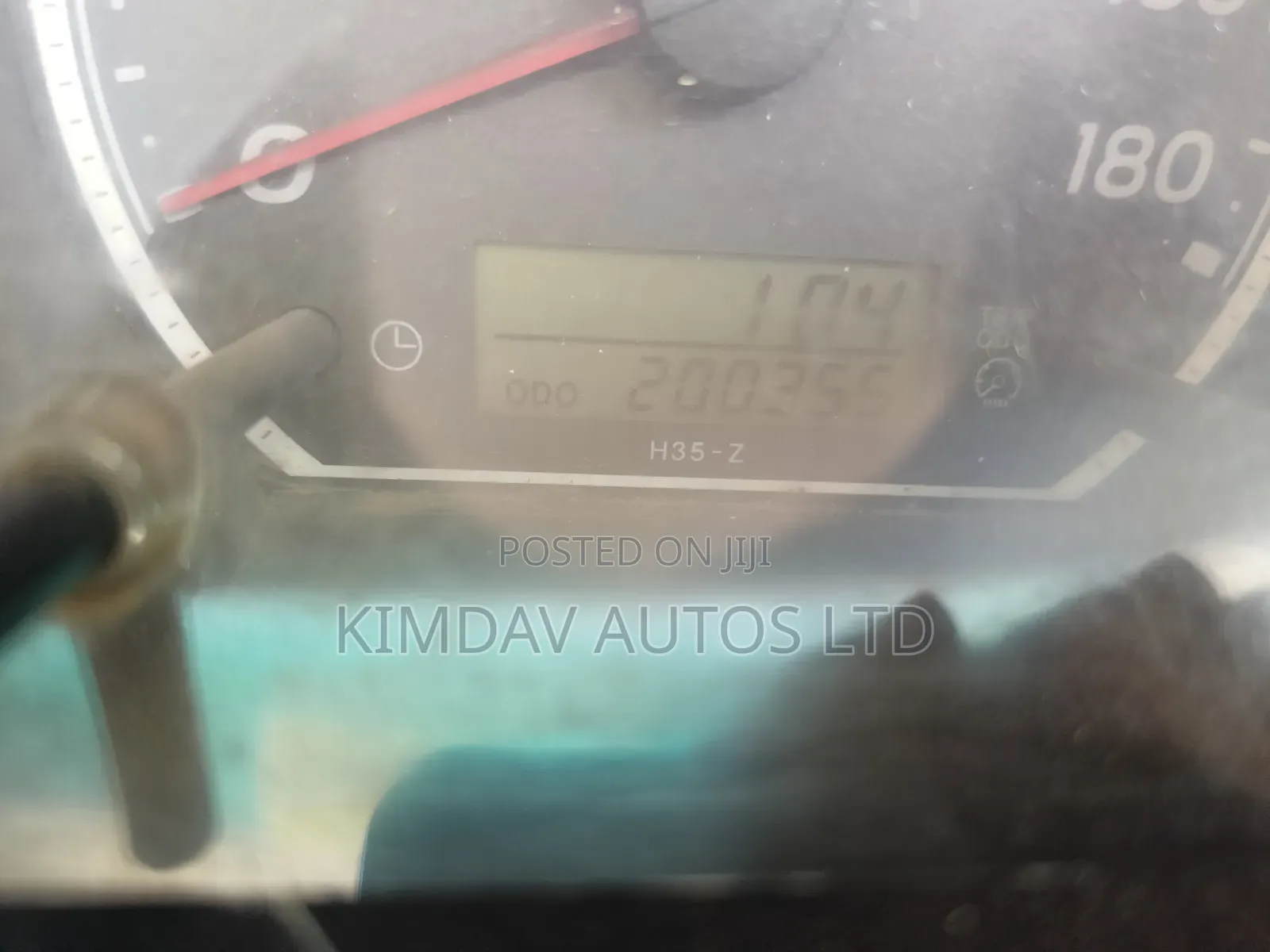 Toyota HiAce 2012 Silver