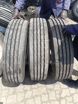 9.5-17.5 Bridgestone for Matatus & Trucks