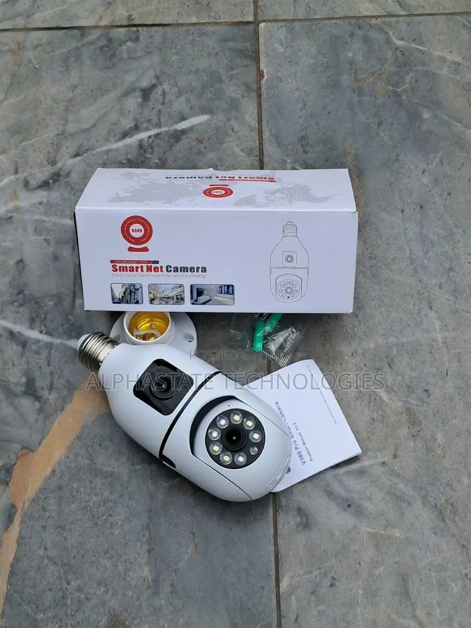 Smart Wireless Bulb Camera With Full Color Night Vision