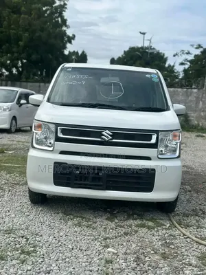 Suzuki Wagon R 2019 White