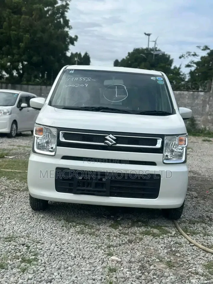 Suzuki Wagon R 2019 White