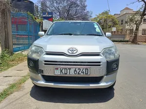 Toyota Succeed 2018 Silver