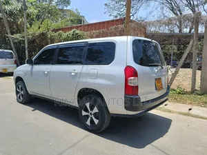 Toyota Succeed 2018 Silver