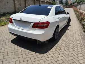Mercedes-Benz E250 2012 Pearl