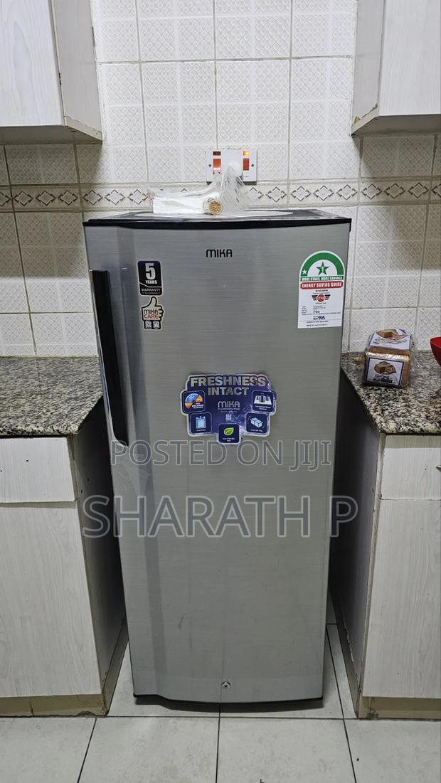 Refrigerator - thumbnail 2