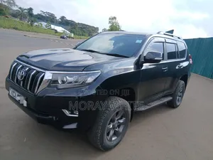Toyota Land Cruiser Prado 2.7 i 2013 Black