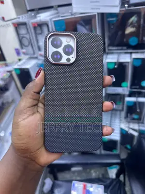 Aramid Fiber Case With a Carbon Green and Brown Stripe iPhone 15 Pro
