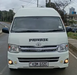 Toyota HiAce 2014 White