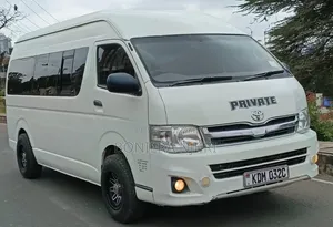 Toyota HiAce 2014 White