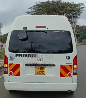 Toyota HiAce 2014 White