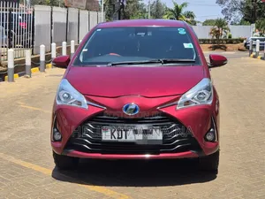 Toyota Vitz 2019 Red