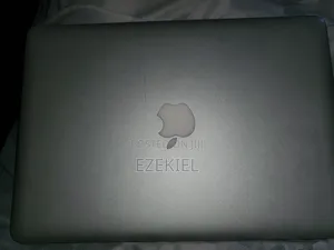 Laptop Apple MacBook 2012 8GB Intel Core i5 SSD 256GB