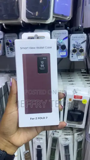 Third-Party Replica Case Styled to Mimic Samsung’s for Z FOLD 7