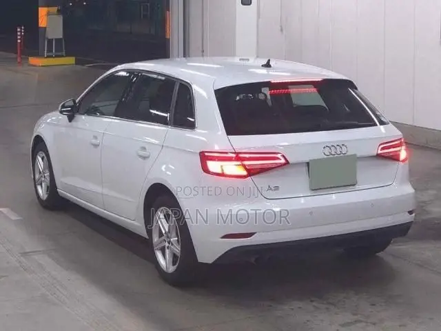 Audi Q2 2020 White