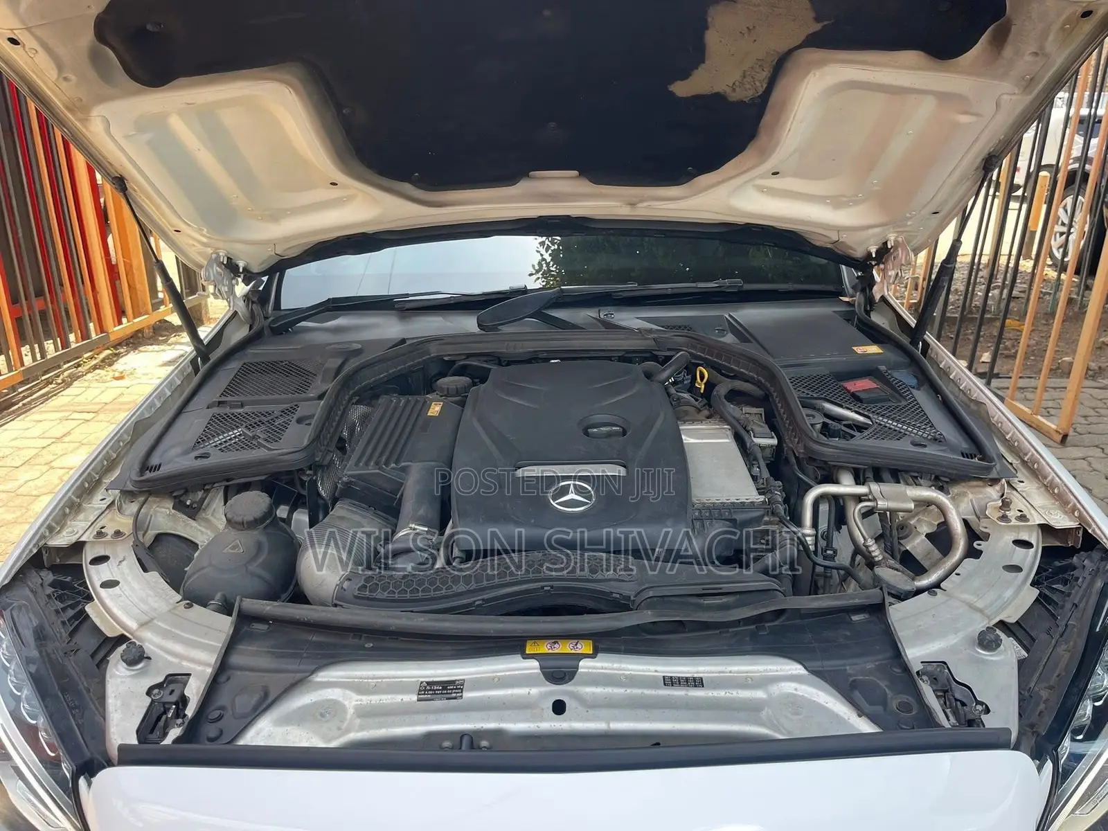 Mercedes-Benz C200 2016 White