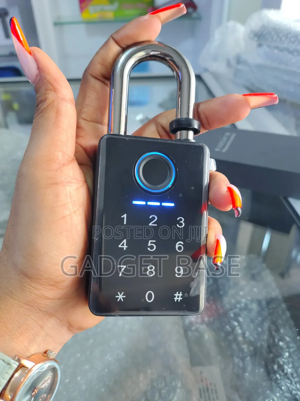SJ103 Smart Fingerprint & PIN Code Padlock – Tuya App Control