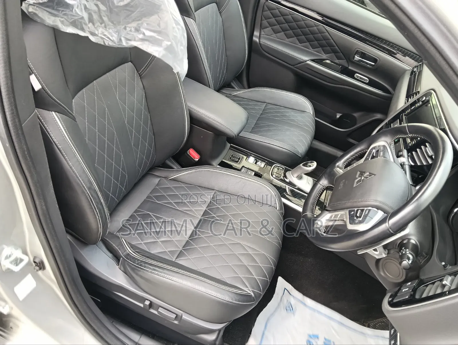 Mitsubishi Outlander 2.4 PHEV AWD 2018 Silver