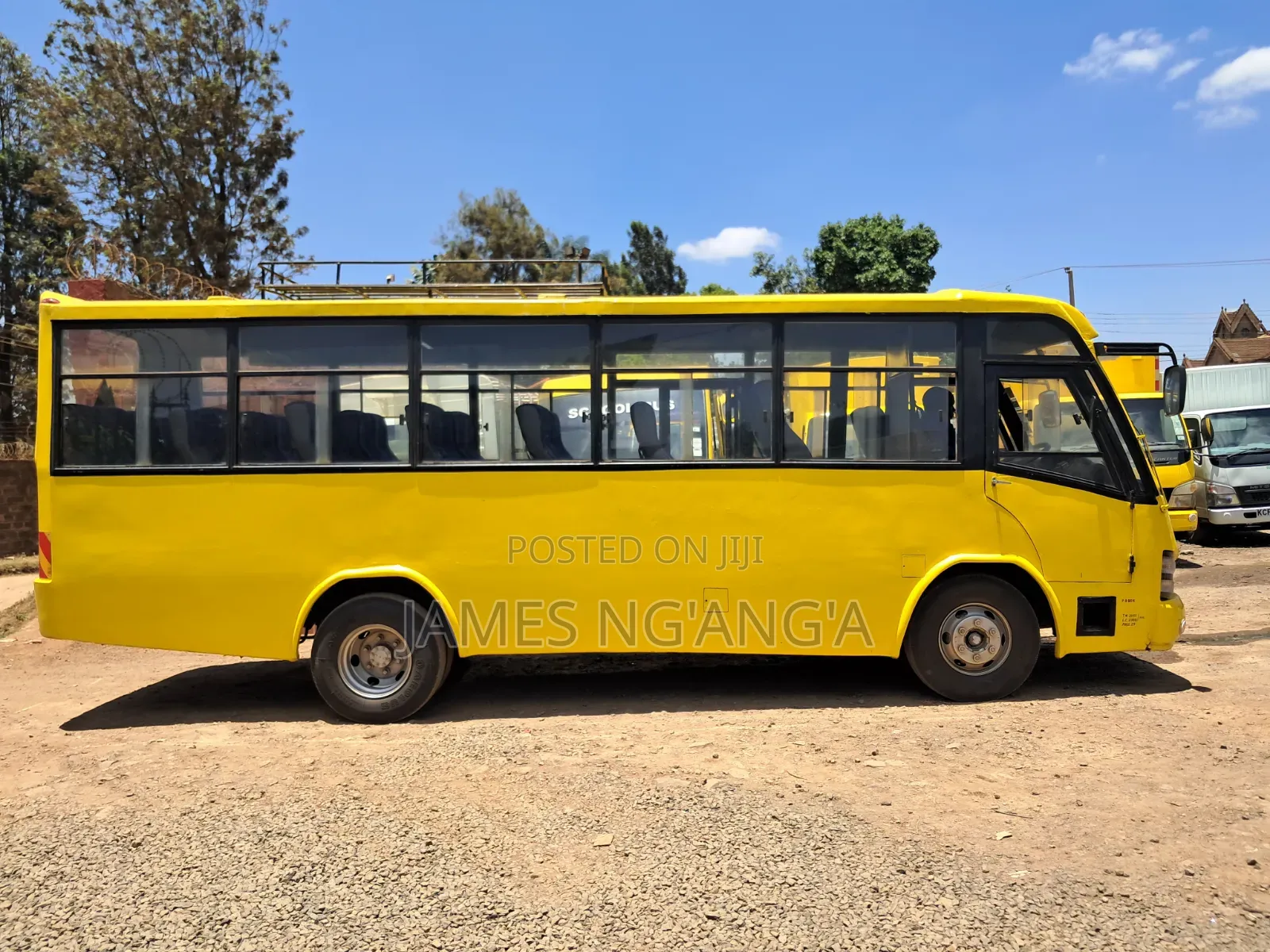 Isuzu NQR 2009 Yellow
