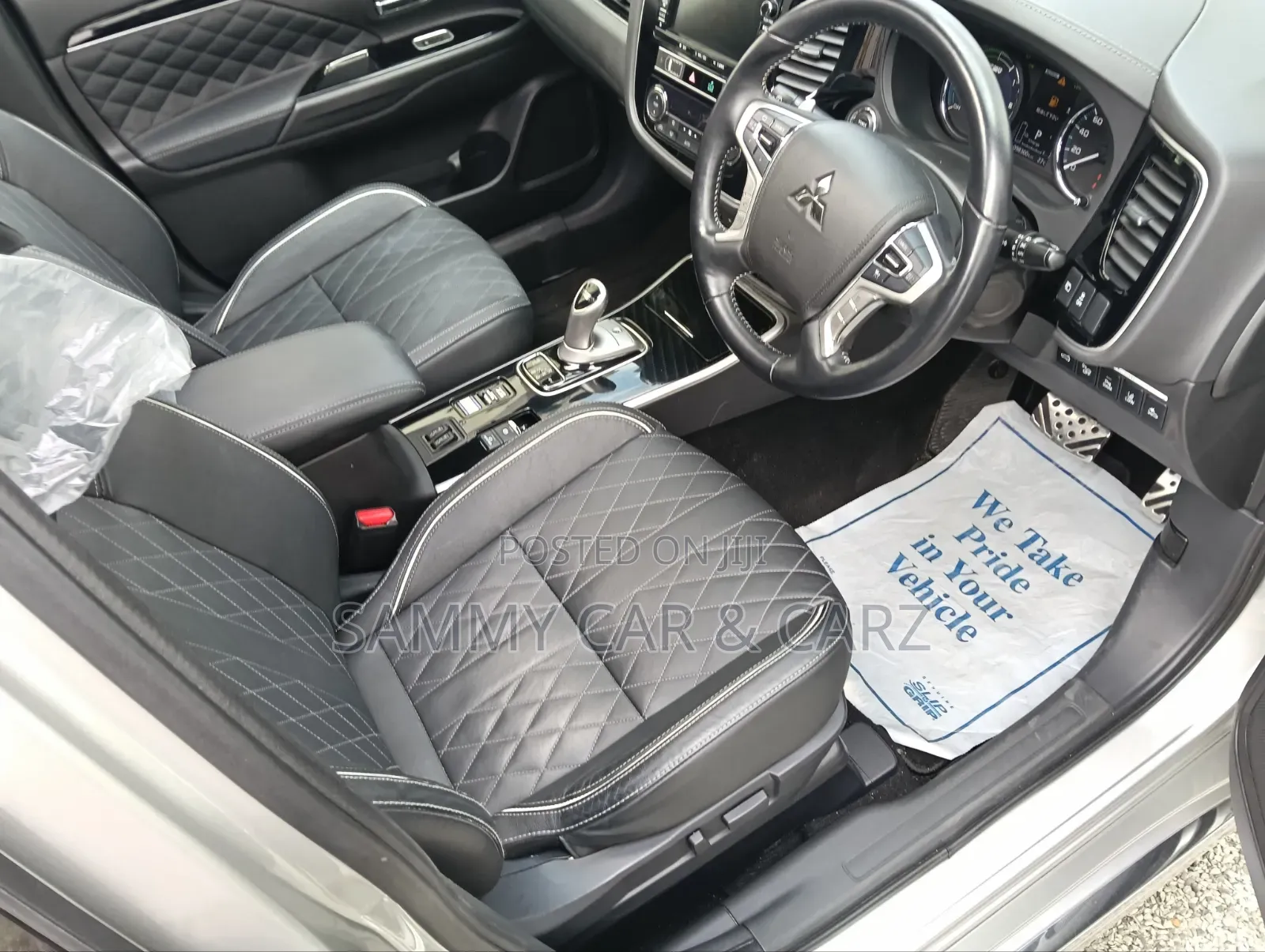 Mitsubishi Outlander 2.4 PHEV AWD 2018 Silver