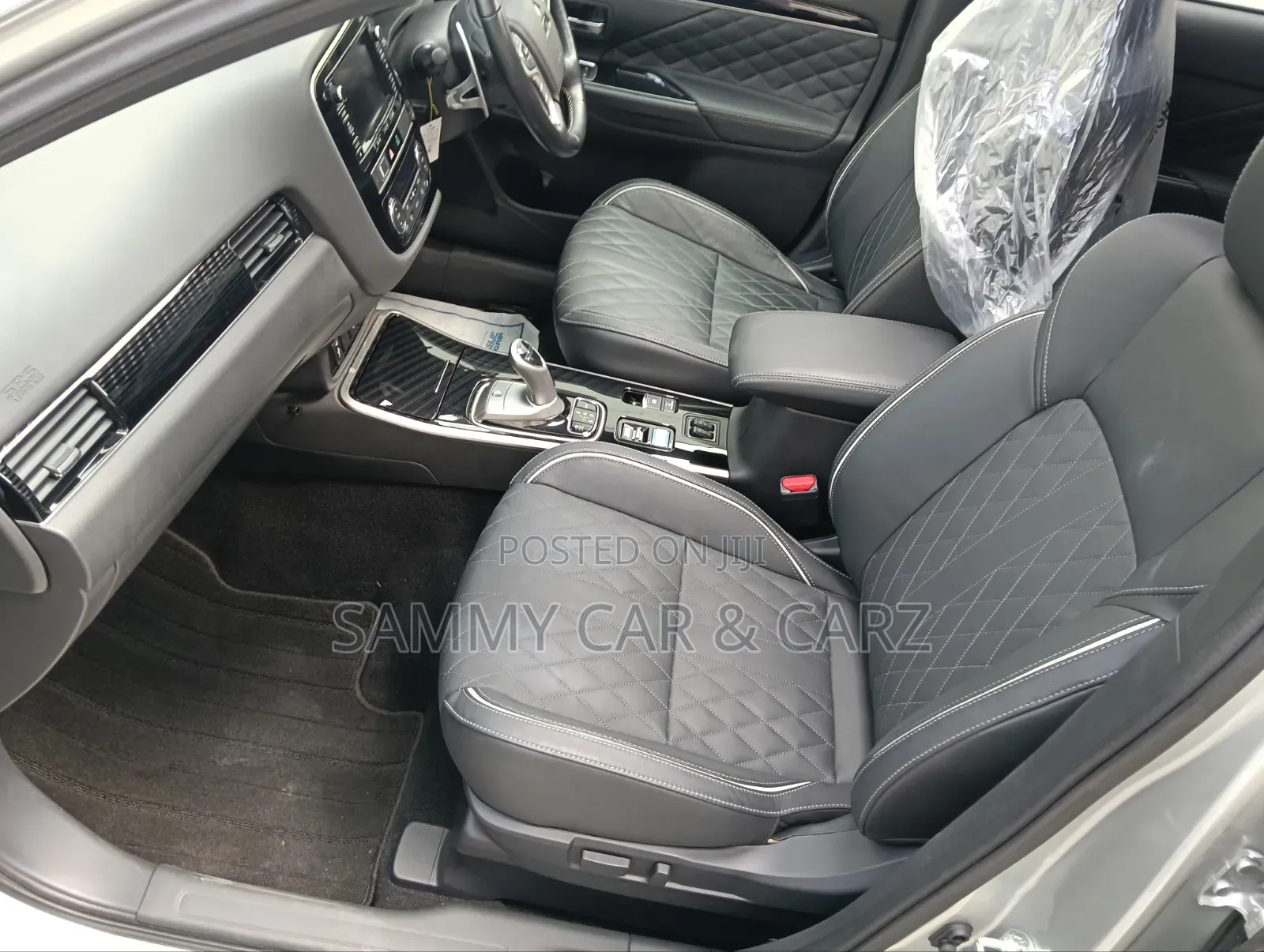 Mitsubishi Outlander 2.4 PHEV AWD 2018 Silver