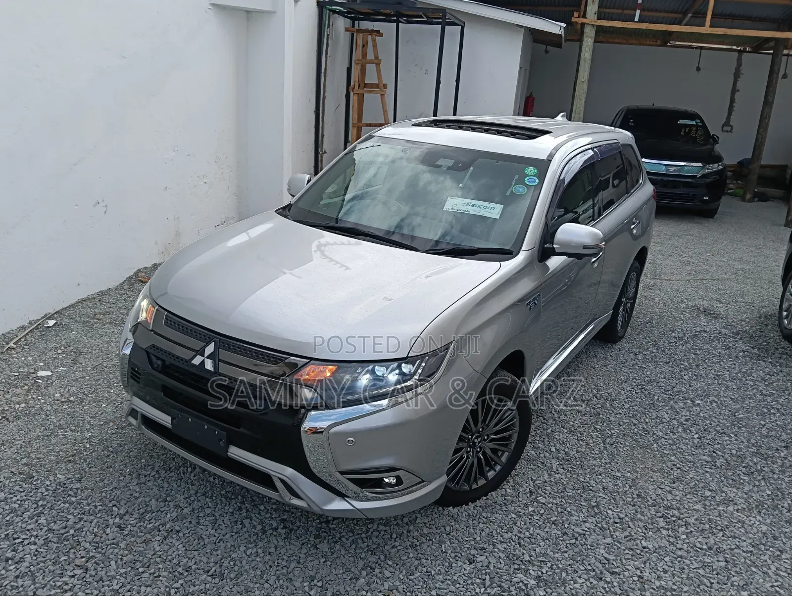 Mitsubishi Outlander 2.4 PHEV AWD 2018 Silver