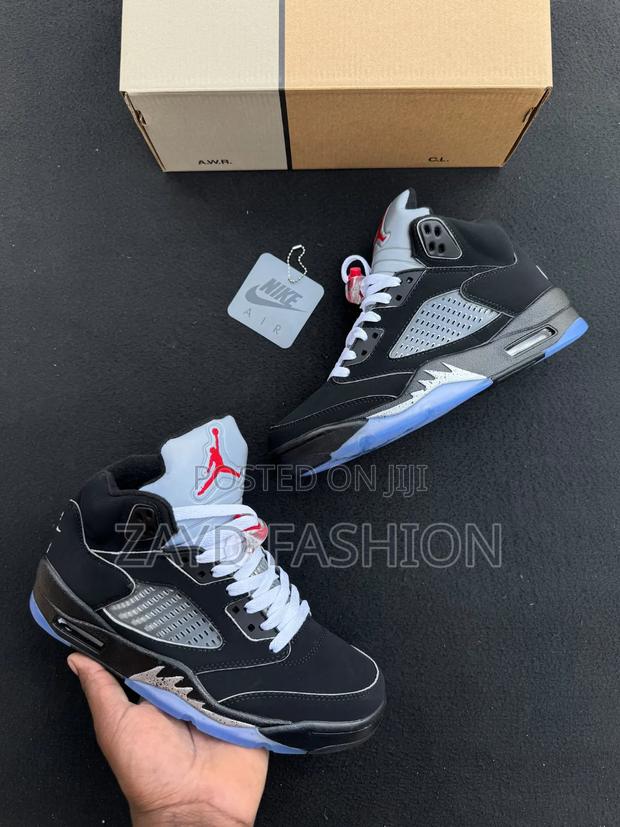 Air Jordan 5 Black - main view