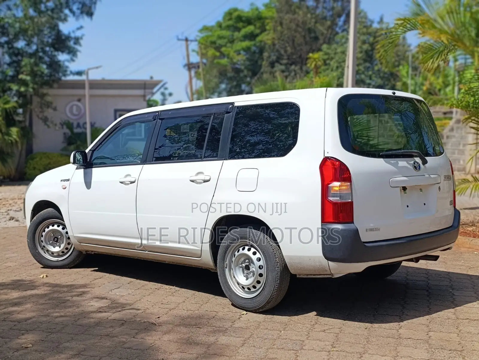 Toyota Succeed 2020 White