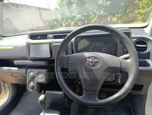 Toyota Succeed 2020 White
