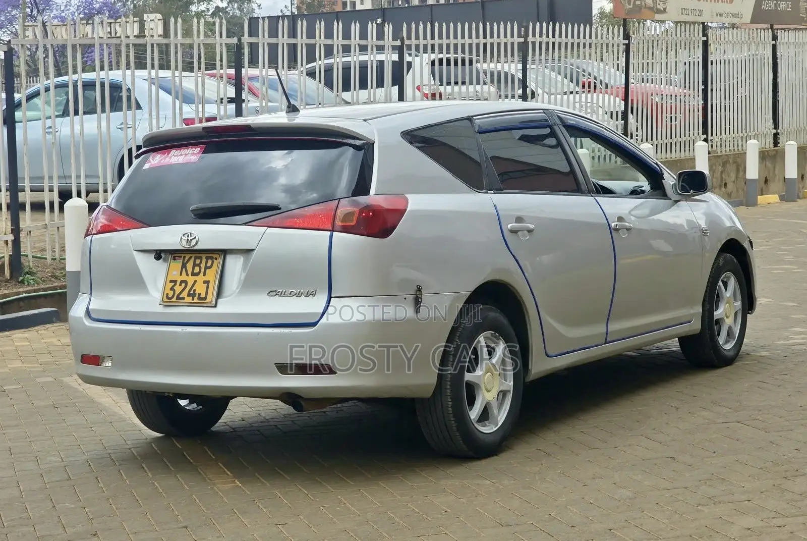 Toyota Caldina 2005 Silver