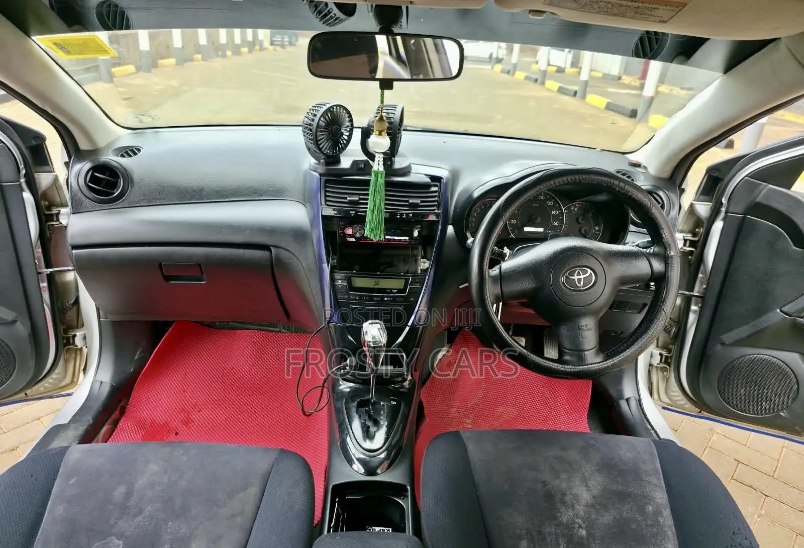 Toyota Caldina 2005 Silver