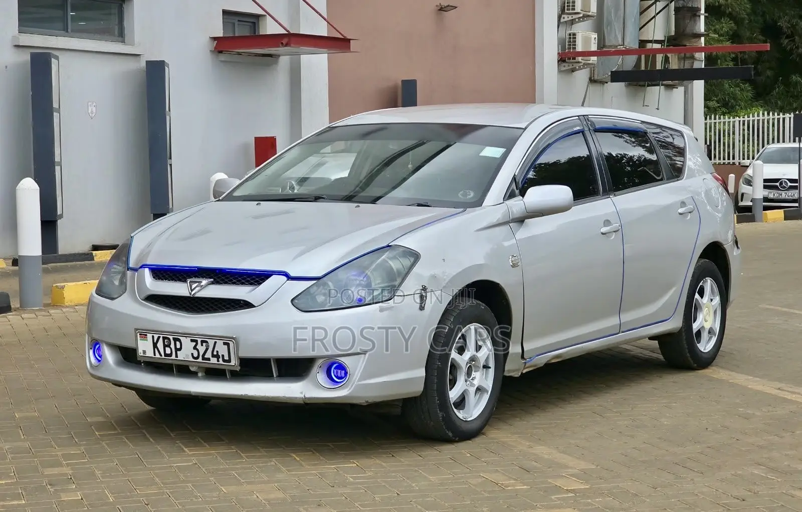 Toyota Caldina 2005 Silver