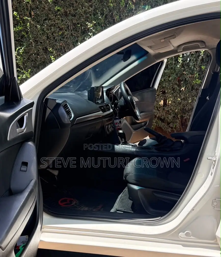 Mazda Axela 2016 White