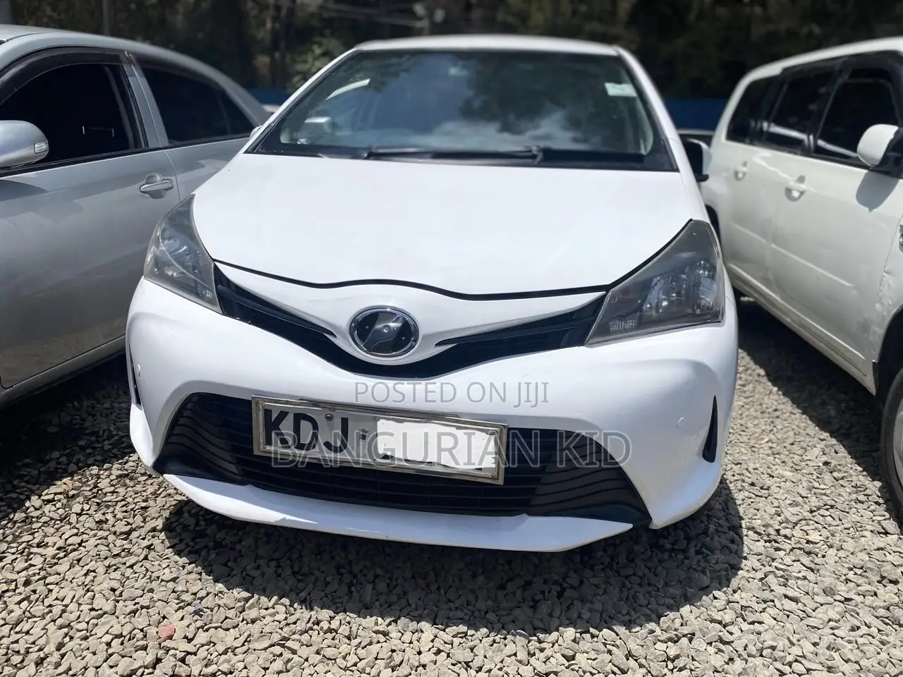 Toyota Vitz 2015 White