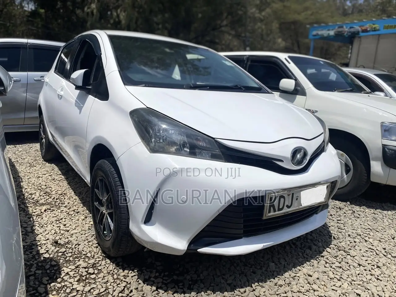 Toyota Vitz 2015 White