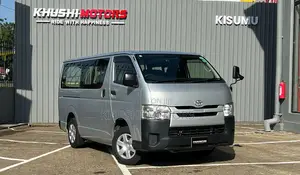 Toyota HiAce 2018 Silver