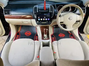 Nissan Bluebird 2010 Blue