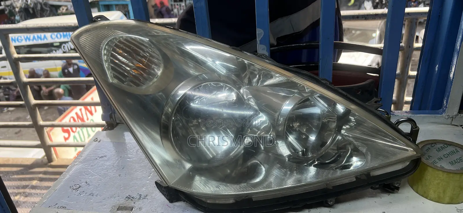 Wish 2002 Headlight