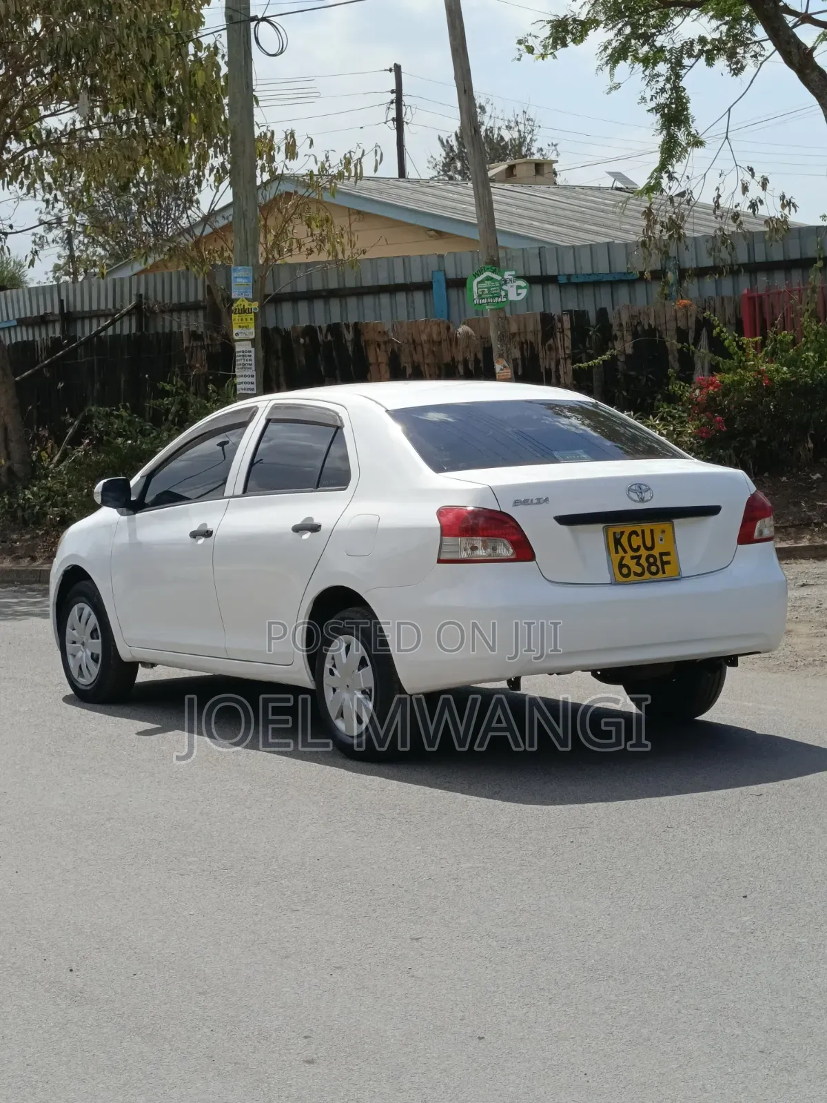 Toyota Belta 2012 Silver