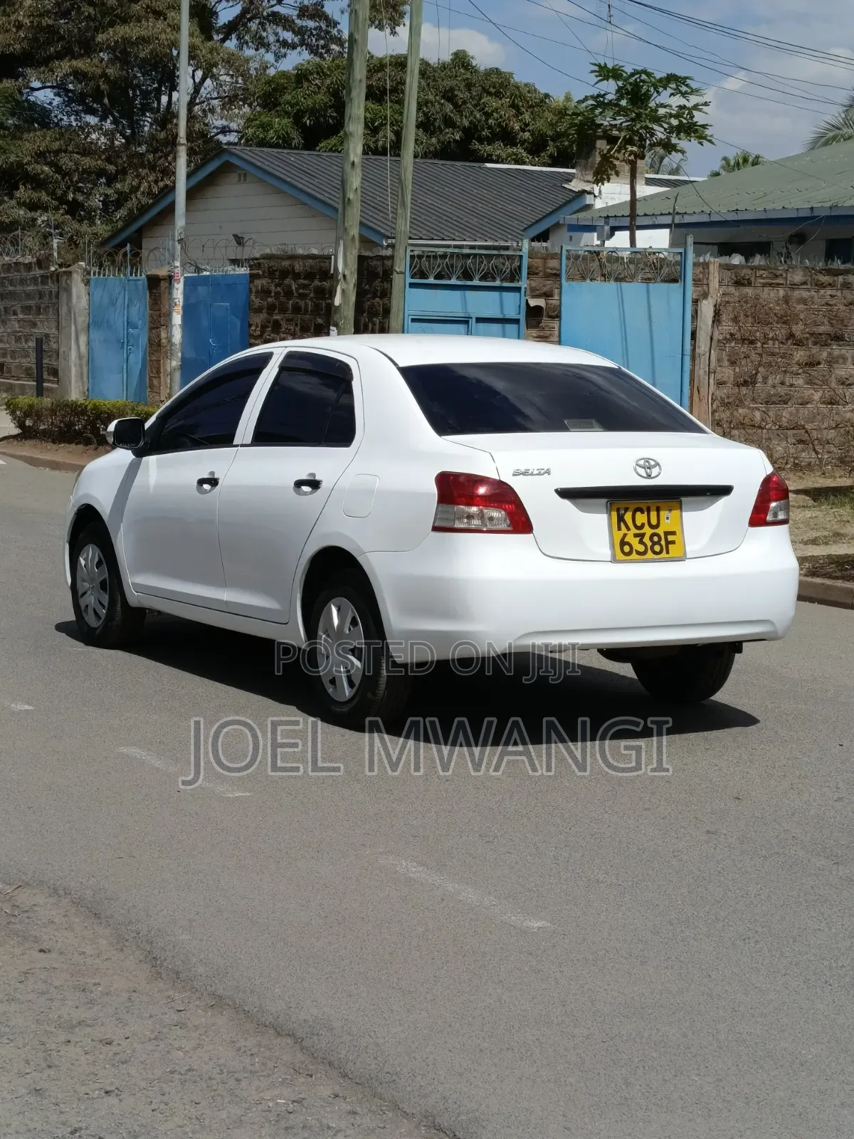 Toyota Belta 2012 Silver