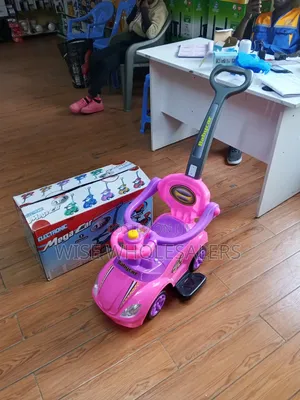 3-in-1 Baby/Toddler Push Ride-on Car√° 